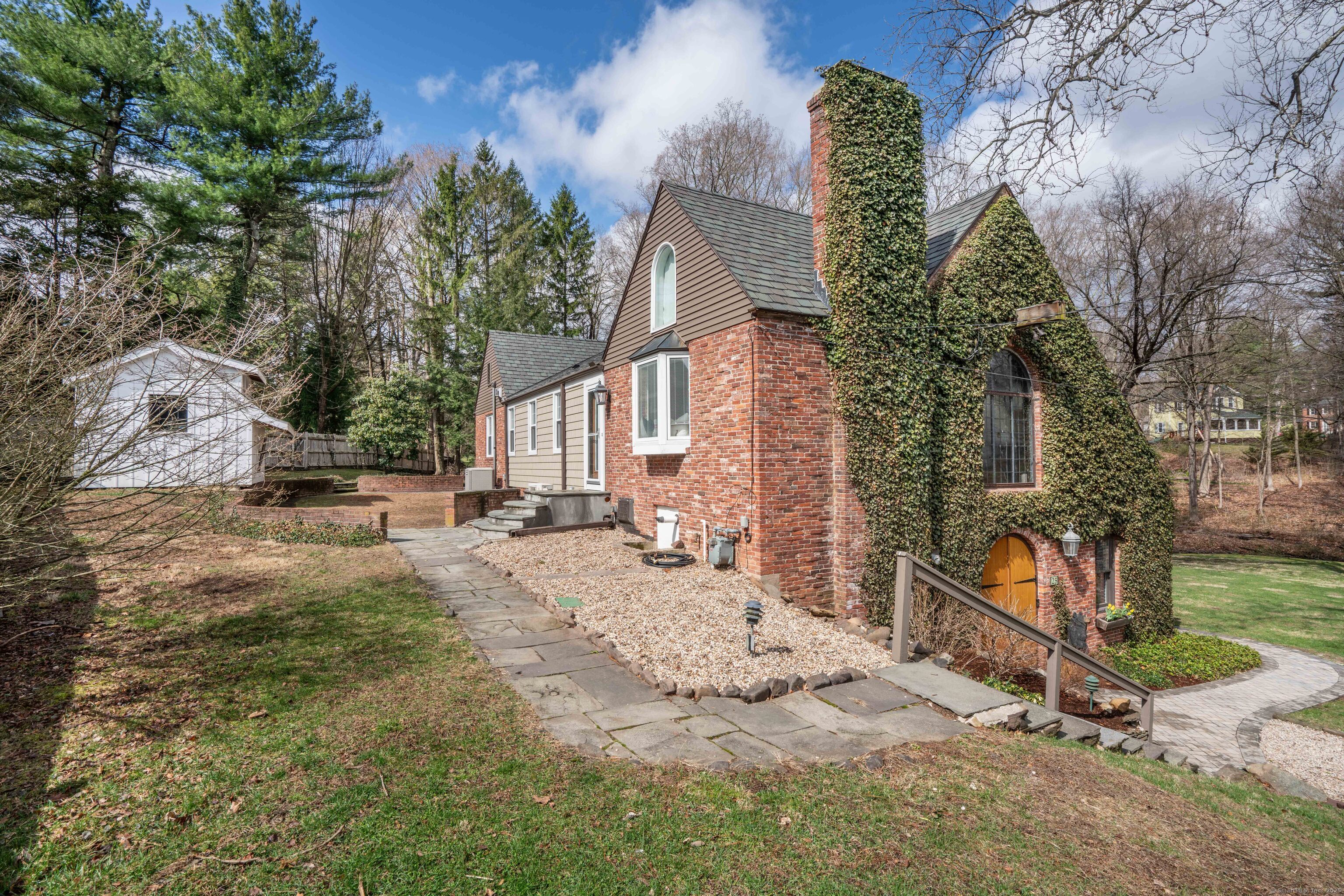 25 Old Mill Lane, West Hartford, Connecticut image 33
