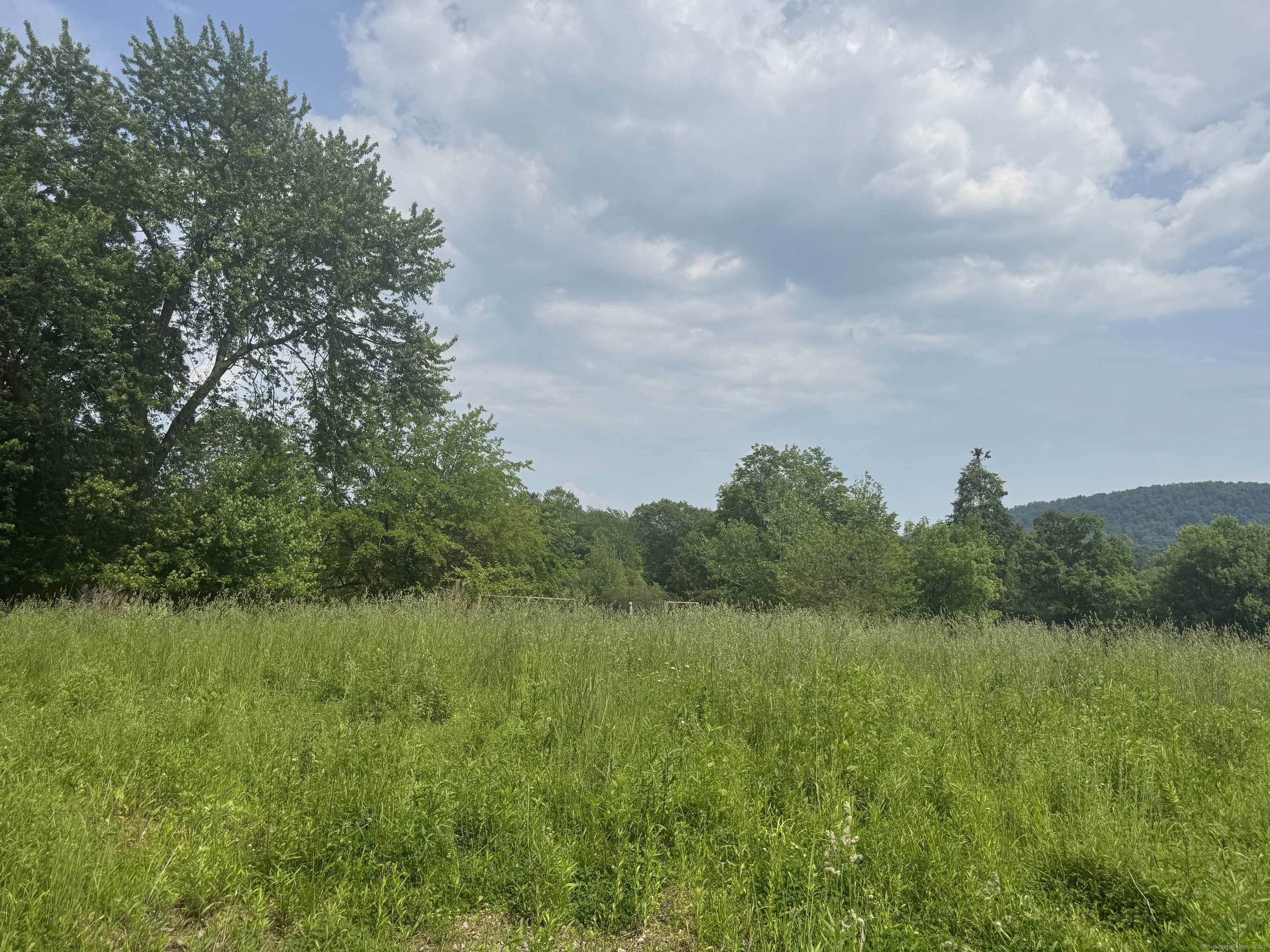 Old Road Drive, Middletown, Connecticut -  - 