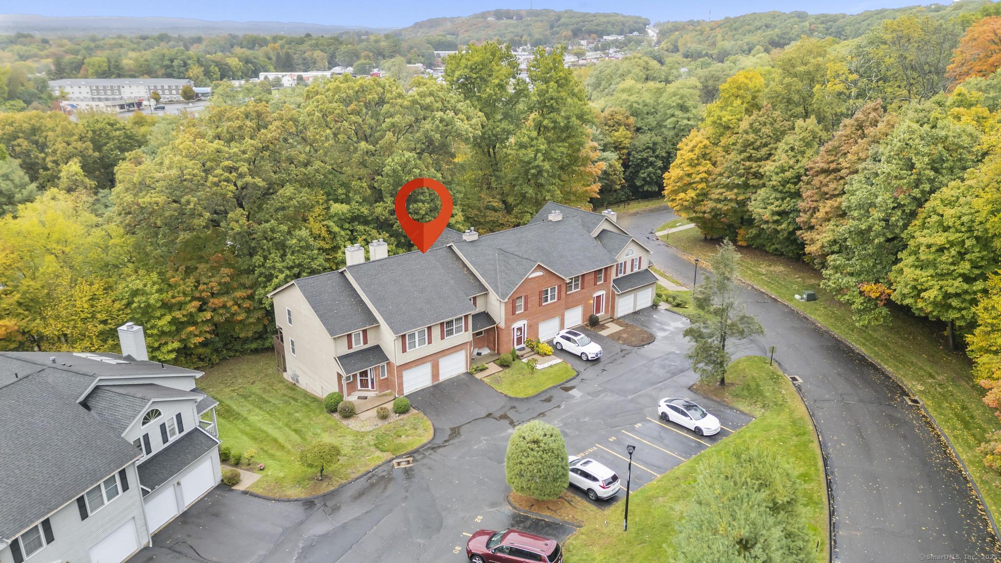 98 Crown Ridge