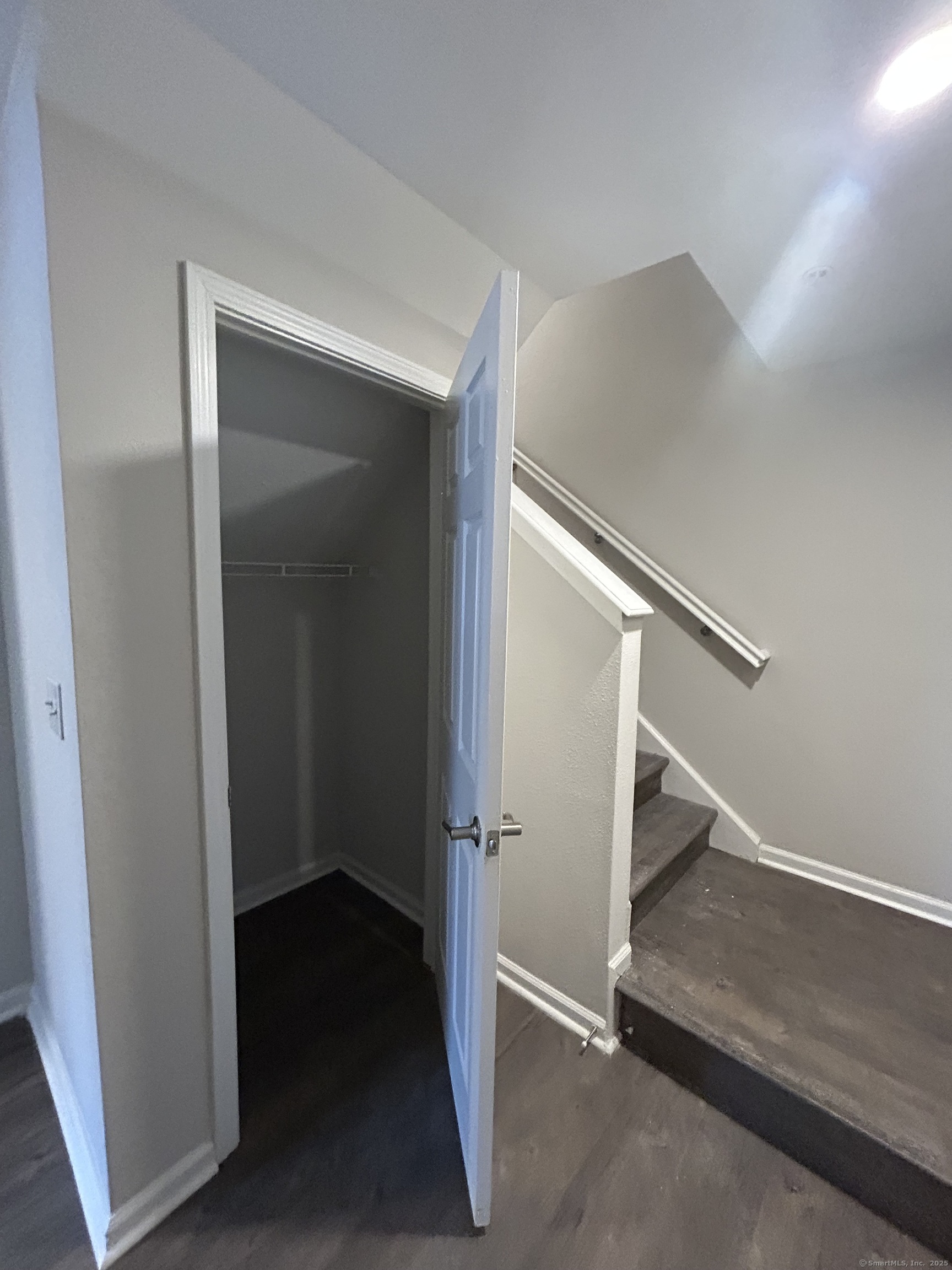 138 Hollow Tree Ridge Road 1802