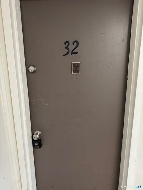 Tiny photo for 32 Burgundy Hill Lane #32, Middletown, CT 06457 (MLS # 24147489)