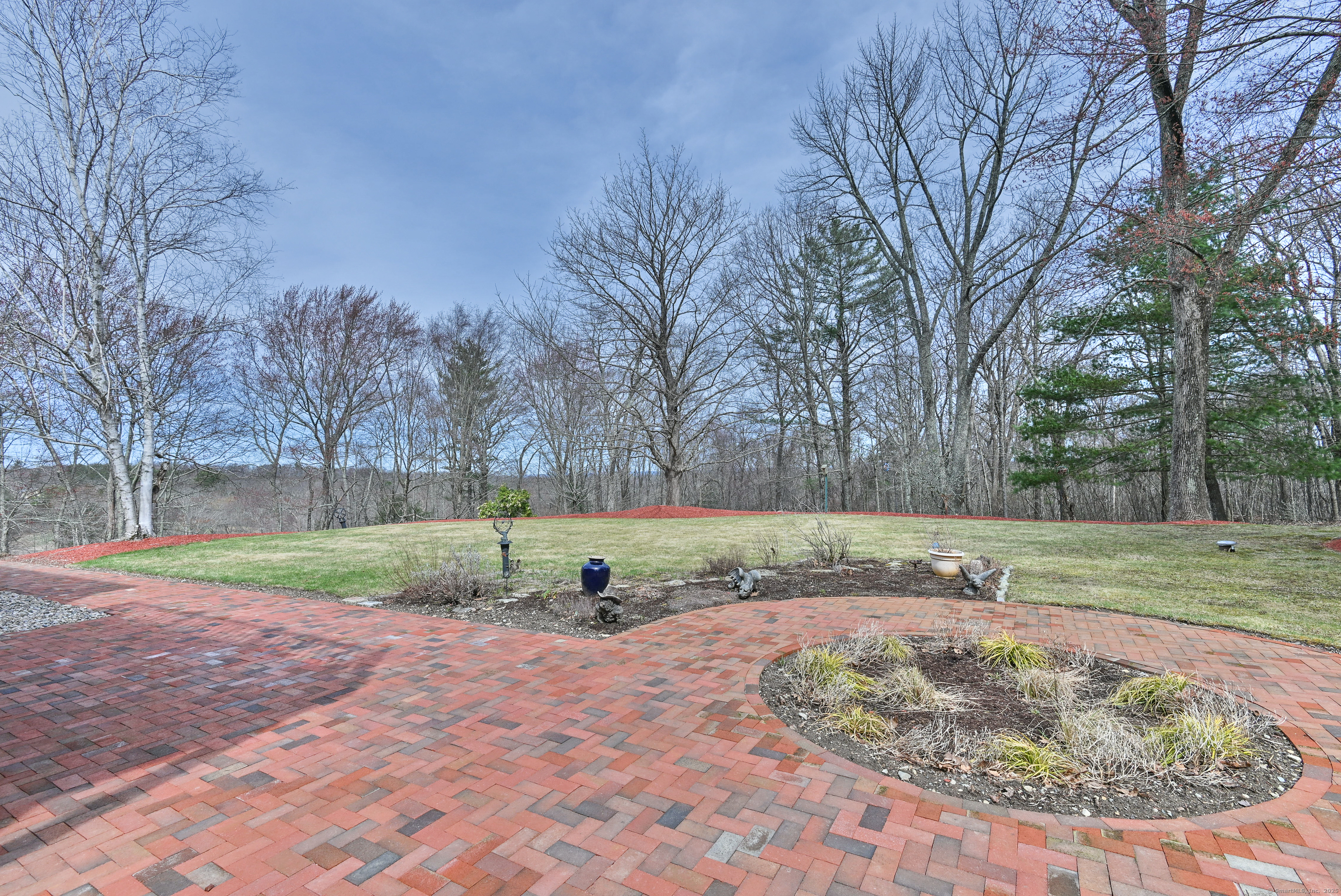 562 Taft Pond Road, Pomfret, Connecticut image 7