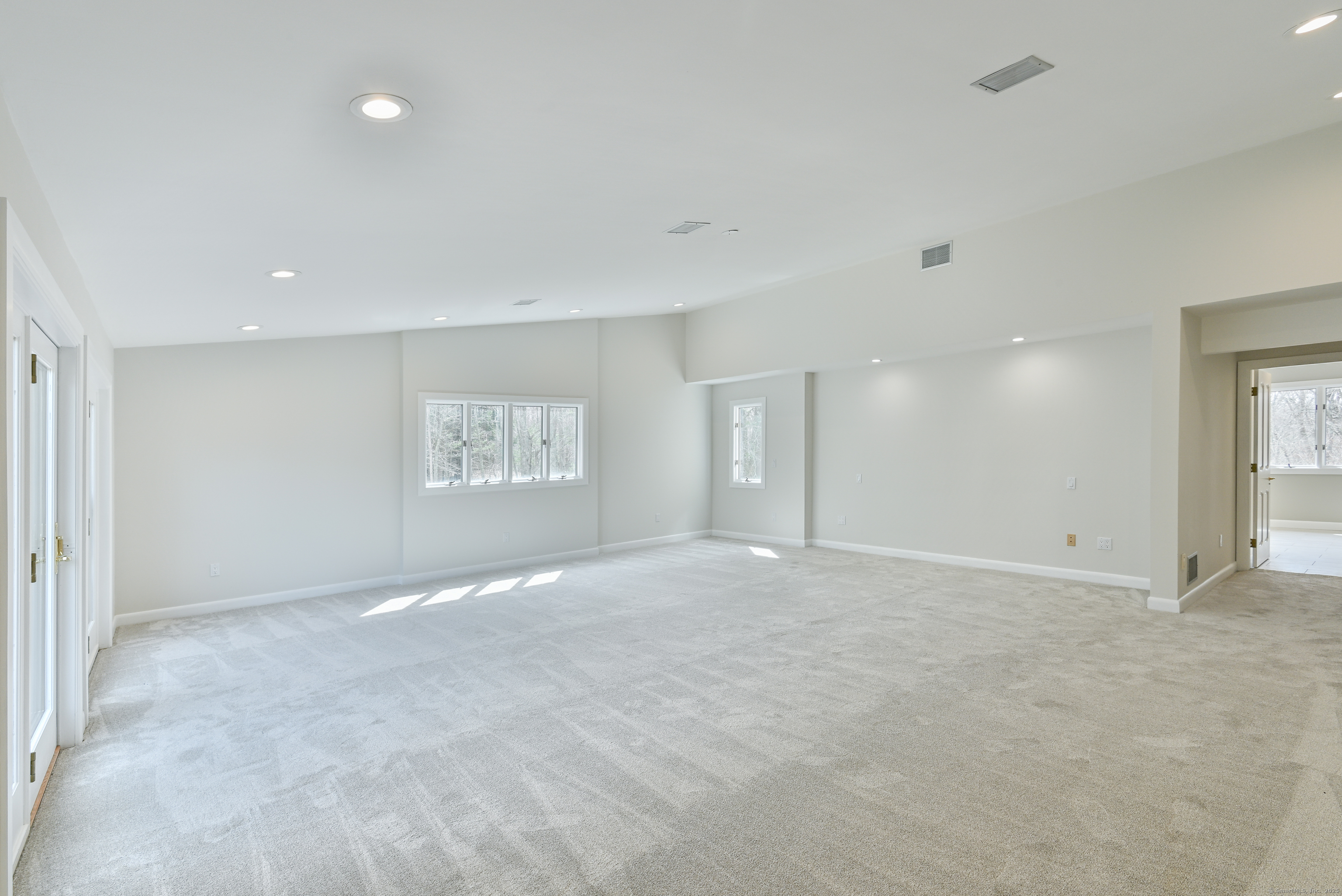 562 Taft Pond Road, Pomfret, Connecticut image 34