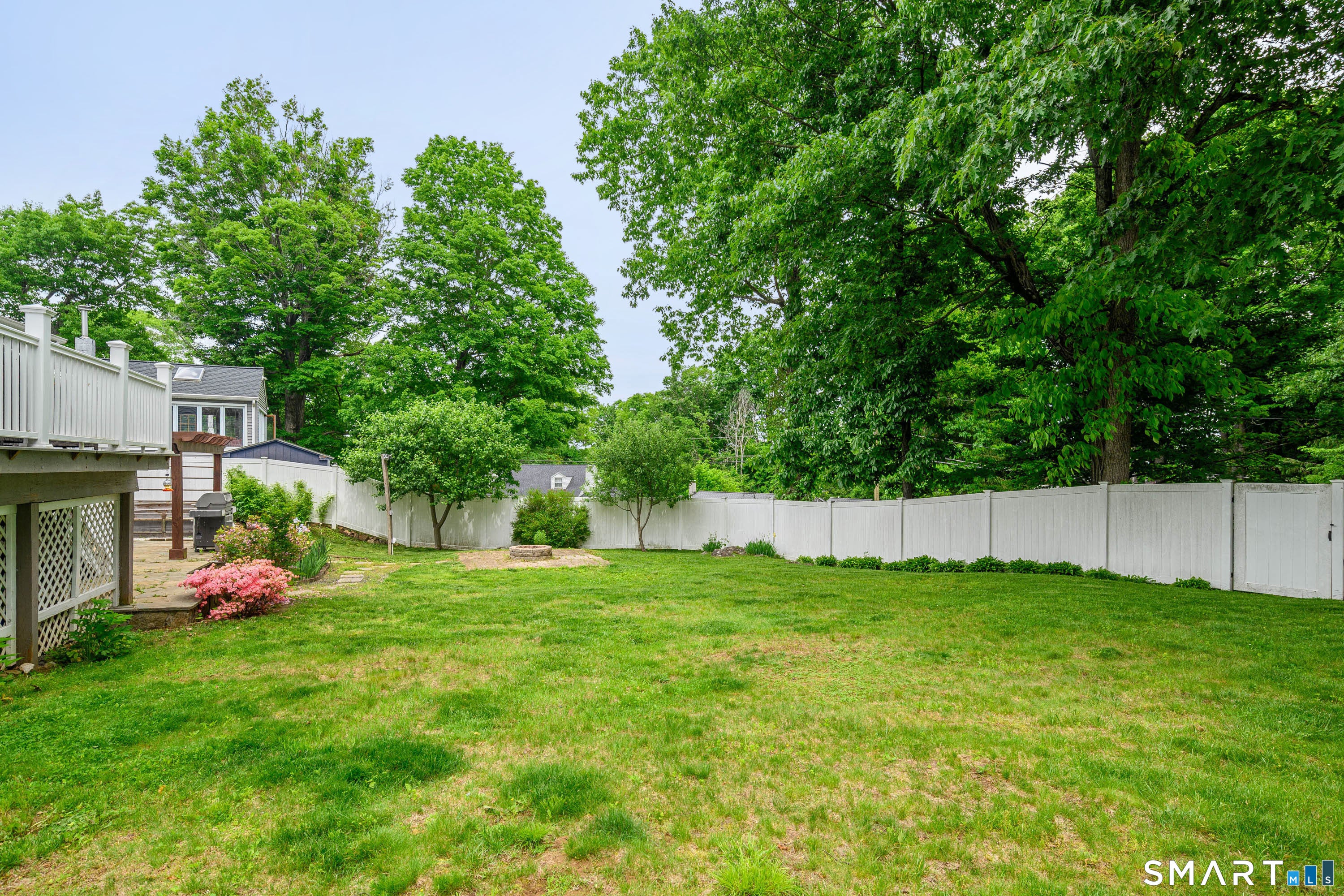 26 Pleasant Street