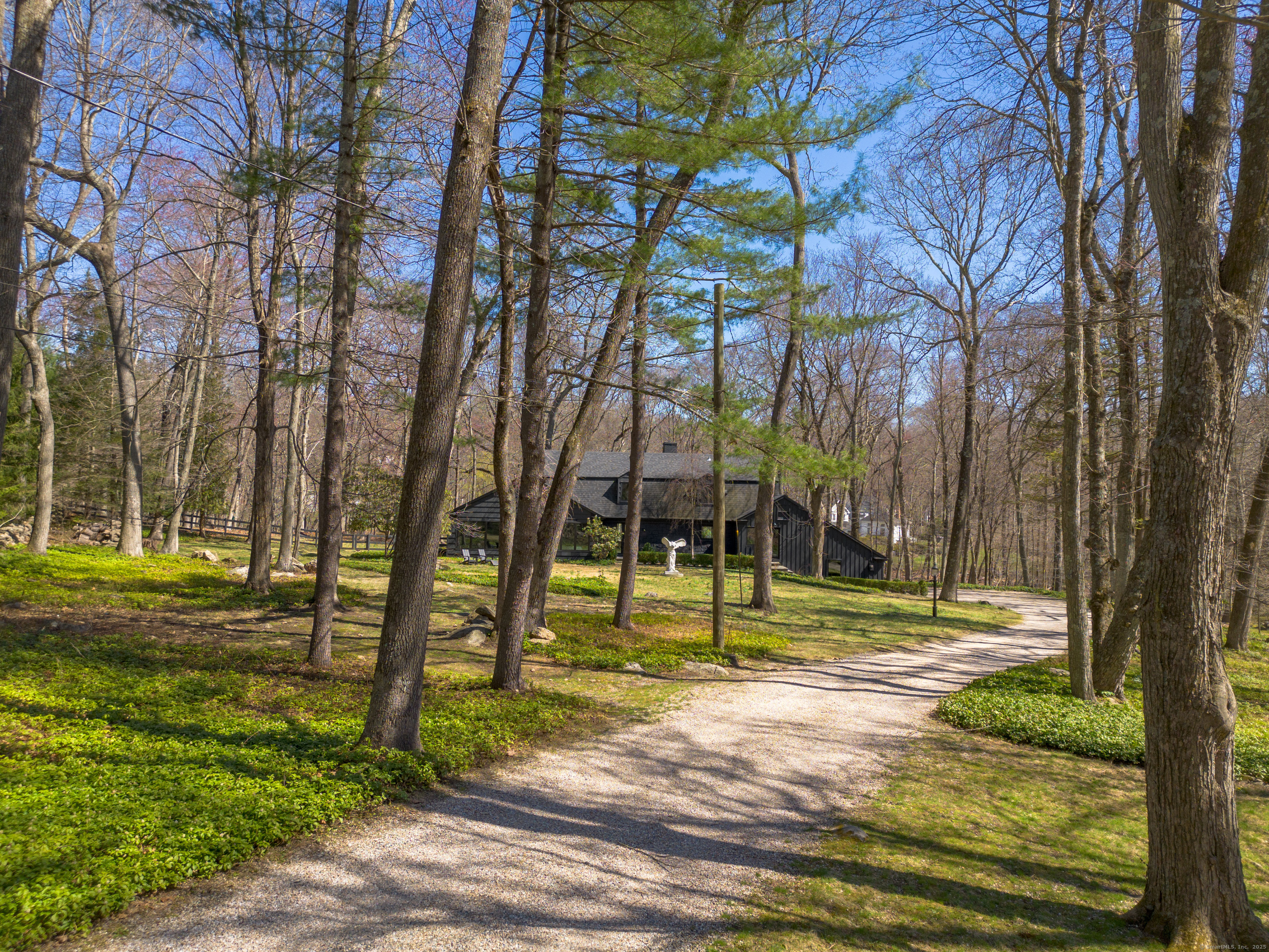 95 Louises Lane, New Canaan, Connecticut image 24