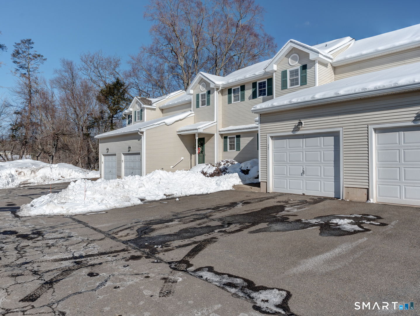 962 South Main Street APT 17