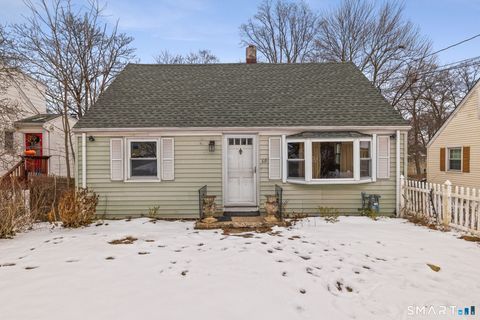 Photo of 60 Ferris Avenue, Norwalk, CT 06854 (MLS # 24146628)