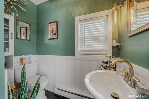 Tiny photo for 29 Bellevue Place, New London, CT 06320 (MLS # 24165757)