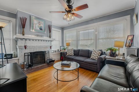 Tiny photo for 29 Bellevue Place, New London, CT 06320 (MLS # 24165757)