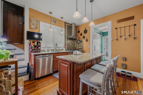 Tiny photo for 29 Bellevue Place, New London, CT 06320 (MLS # 24165757)