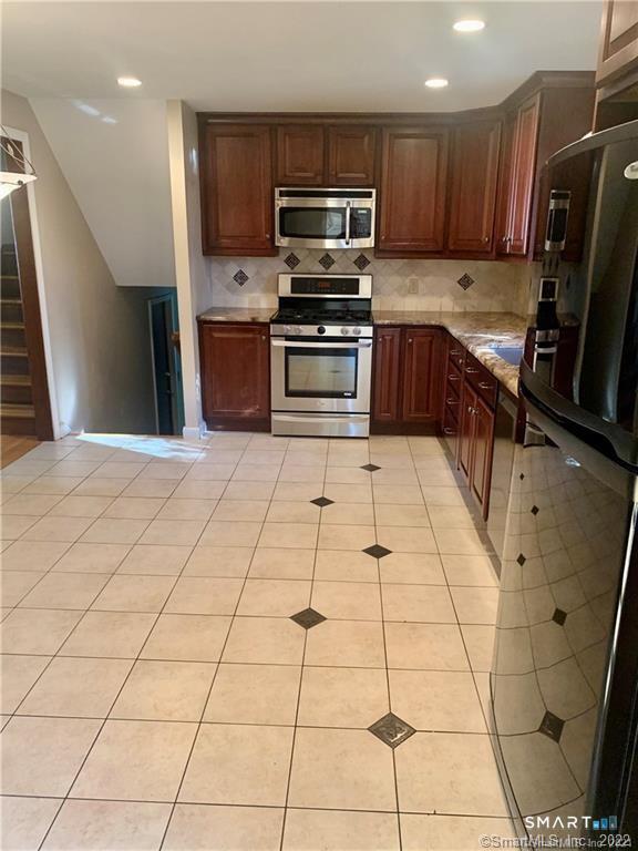121 Rockledge Drive