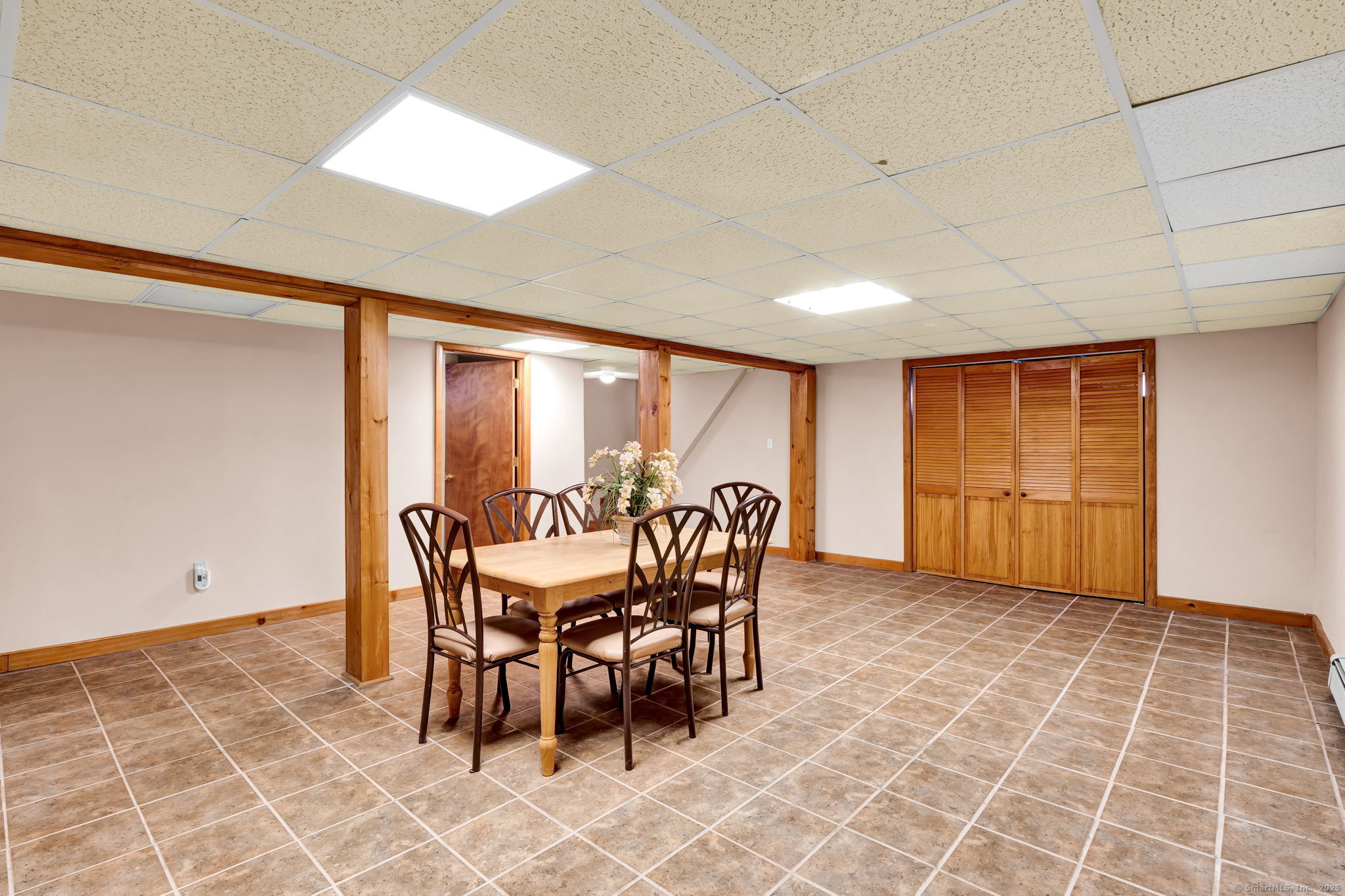 96 Jeffrey Lane, Newington, Connecticut image 16