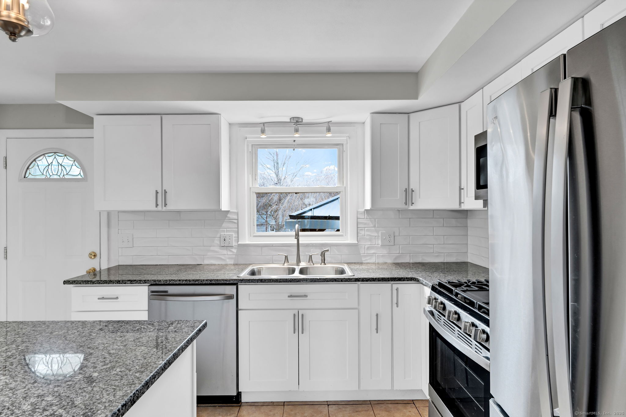 96 Jeffrey Lane, Newington, Connecticut image 10