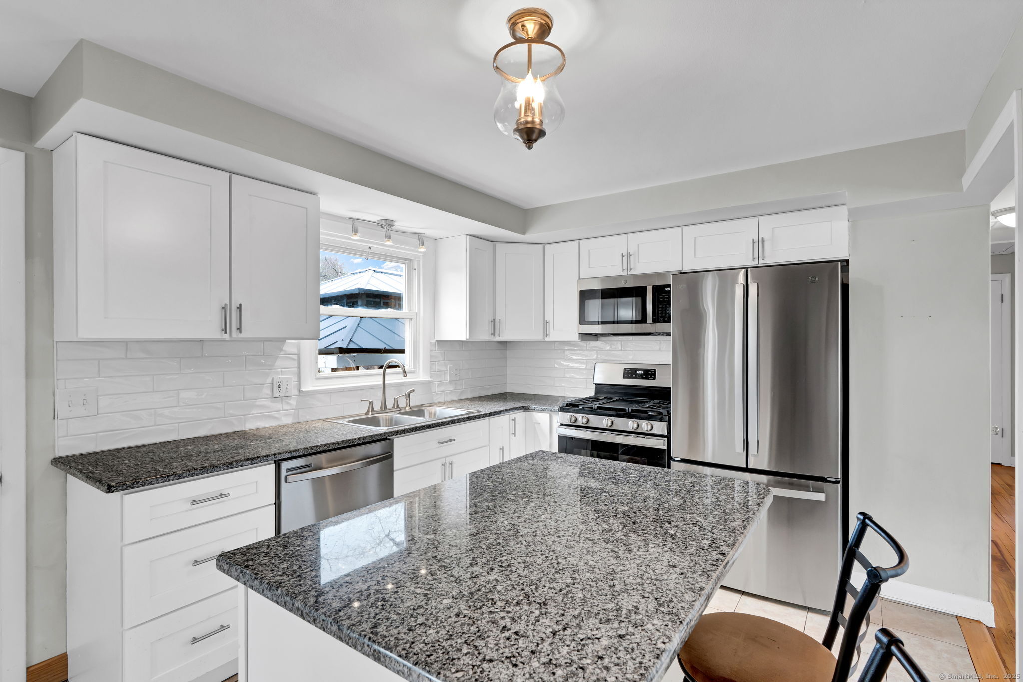 96 Jeffrey Lane, Newington, Connecticut image 9