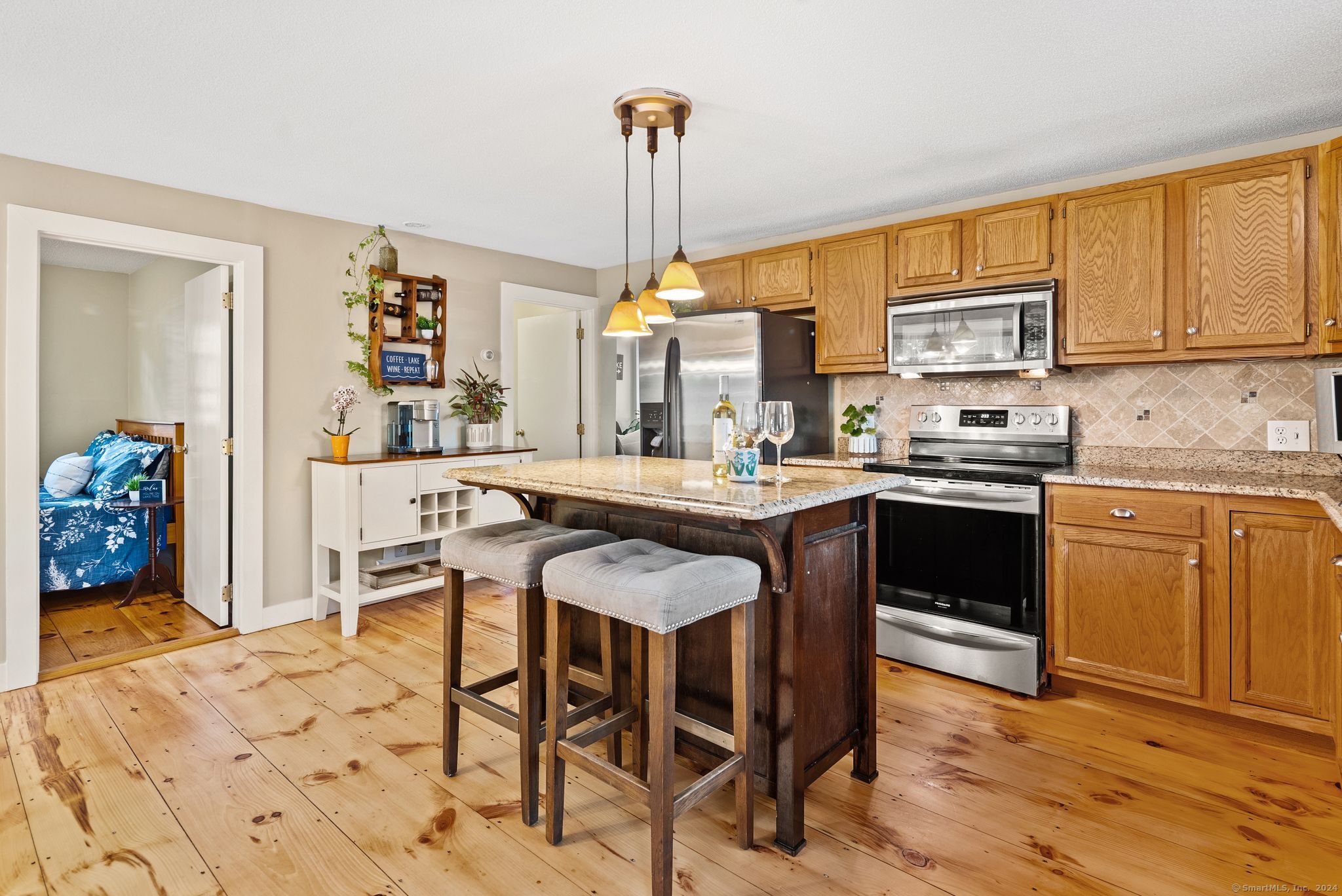 27 Lakeview Street, Southwick, Massachusetts image 19