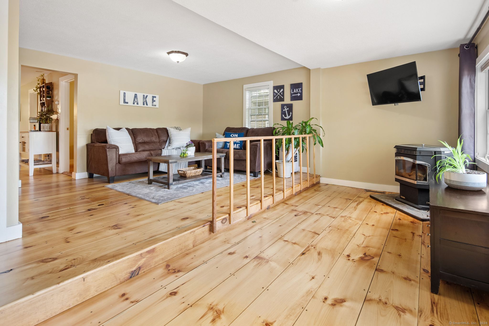 27 Lakeview Street, Southwick, Massachusetts image 13