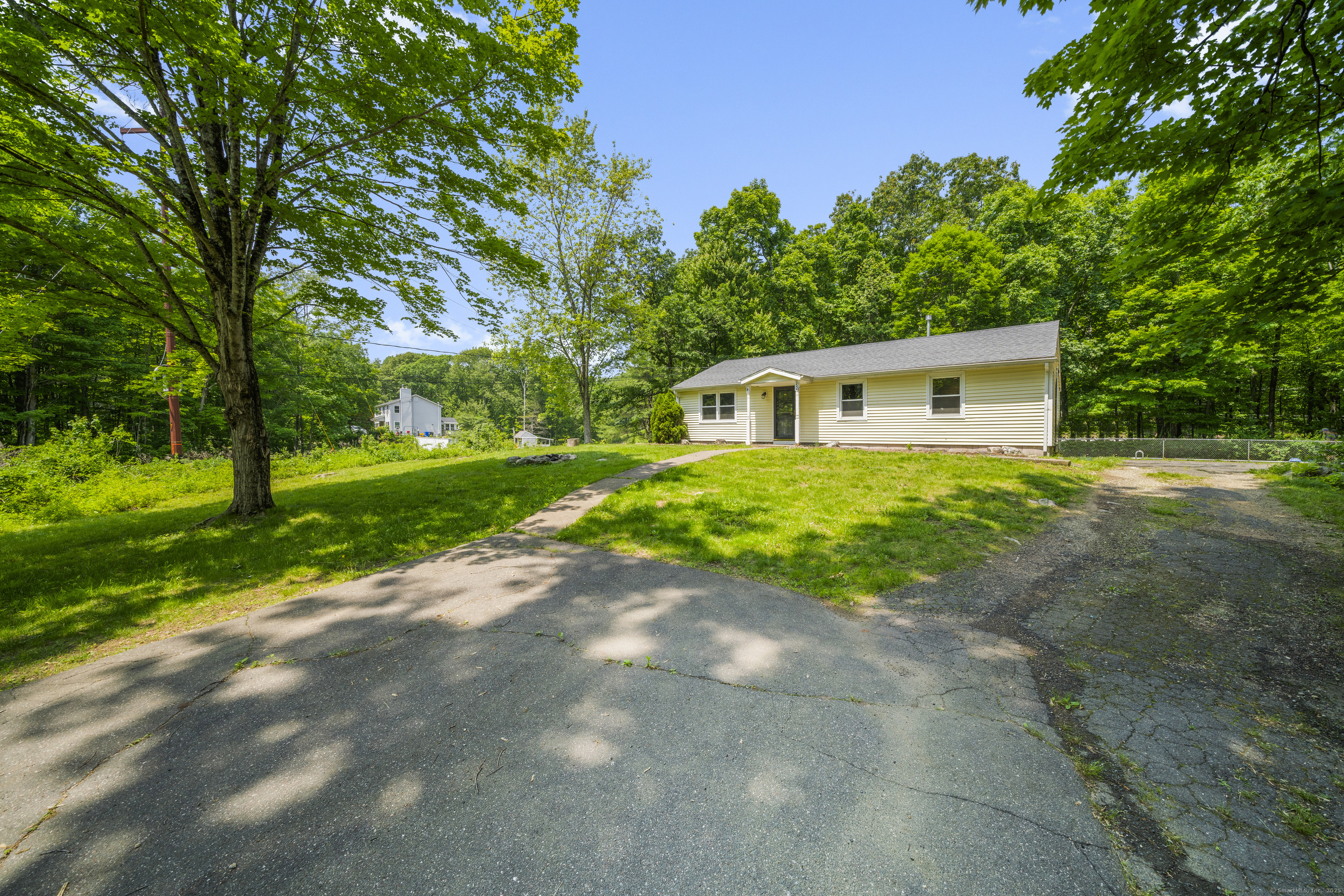 352 Richmond Road