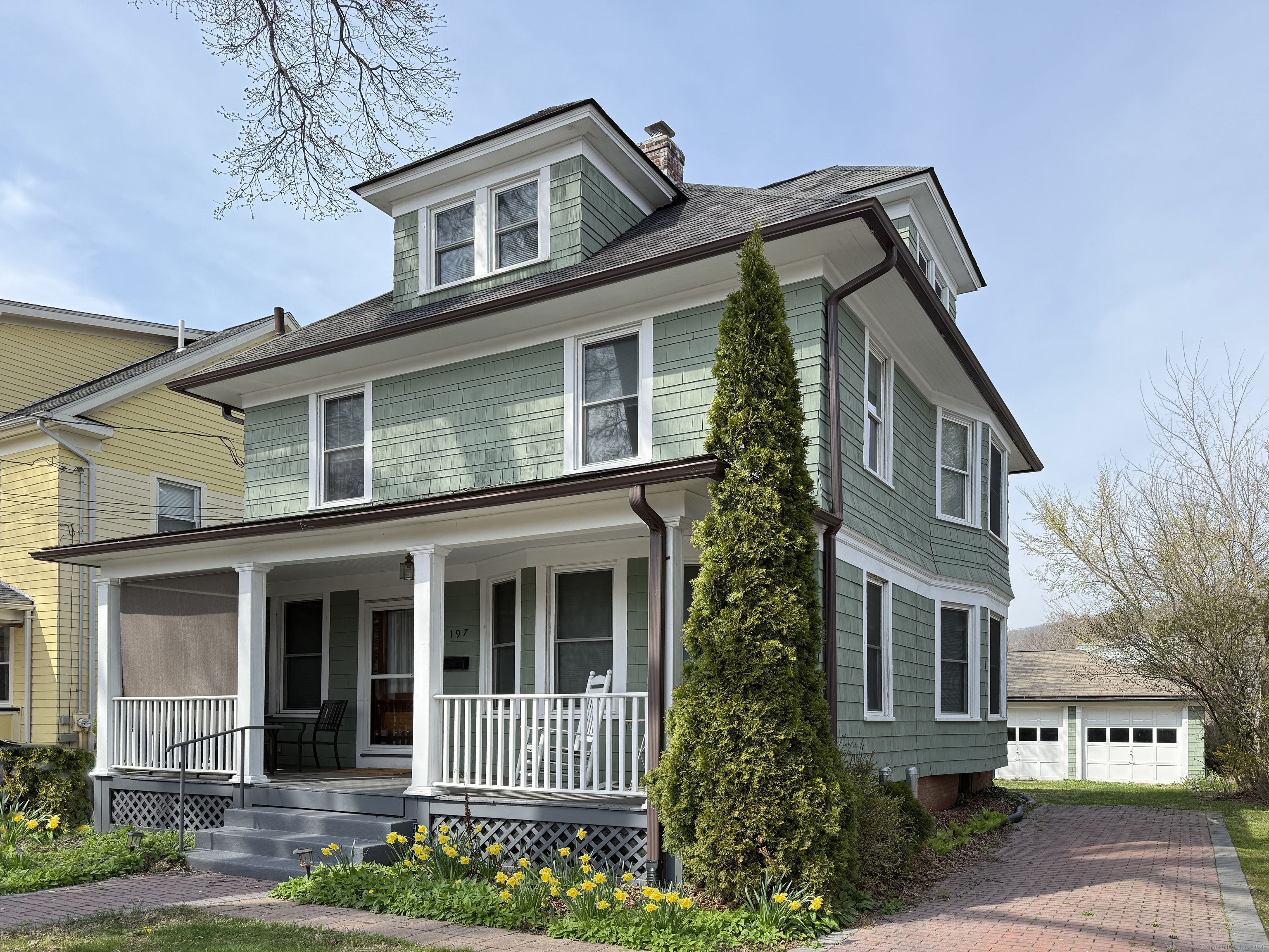 Property for Sale at Willard Street, New Haven, Connecticut - Bedrooms: 3 
Bathrooms: 2 
Rooms: 8  - $429,900