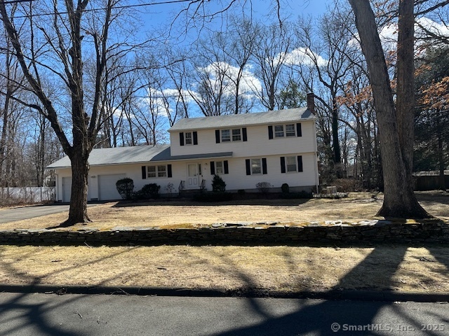 Duncaster Lane, Vernon, Connecticut - 4 Bedrooms  
3 Bathrooms  
9 Rooms - 