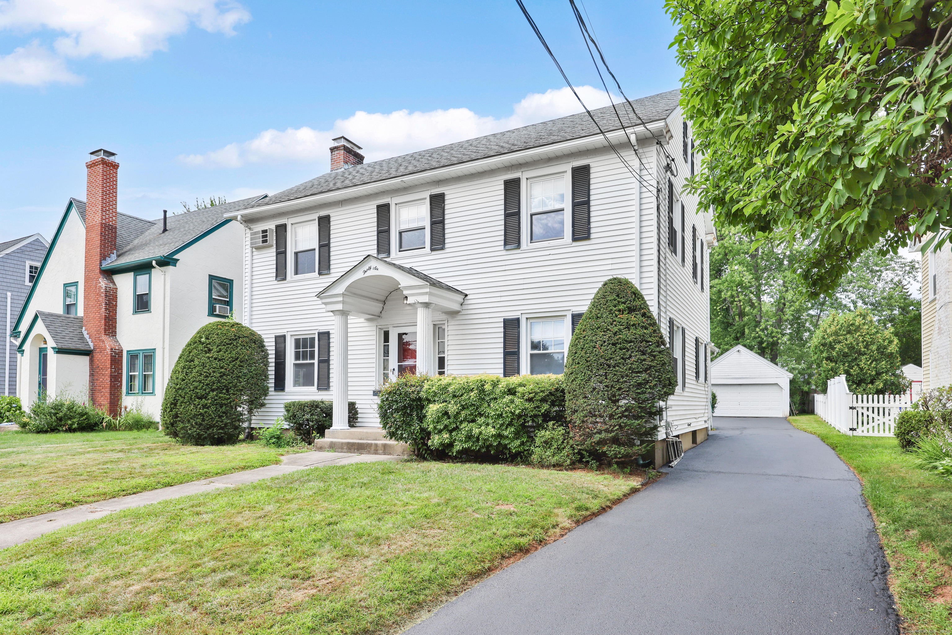 36 Meadowbrook Road