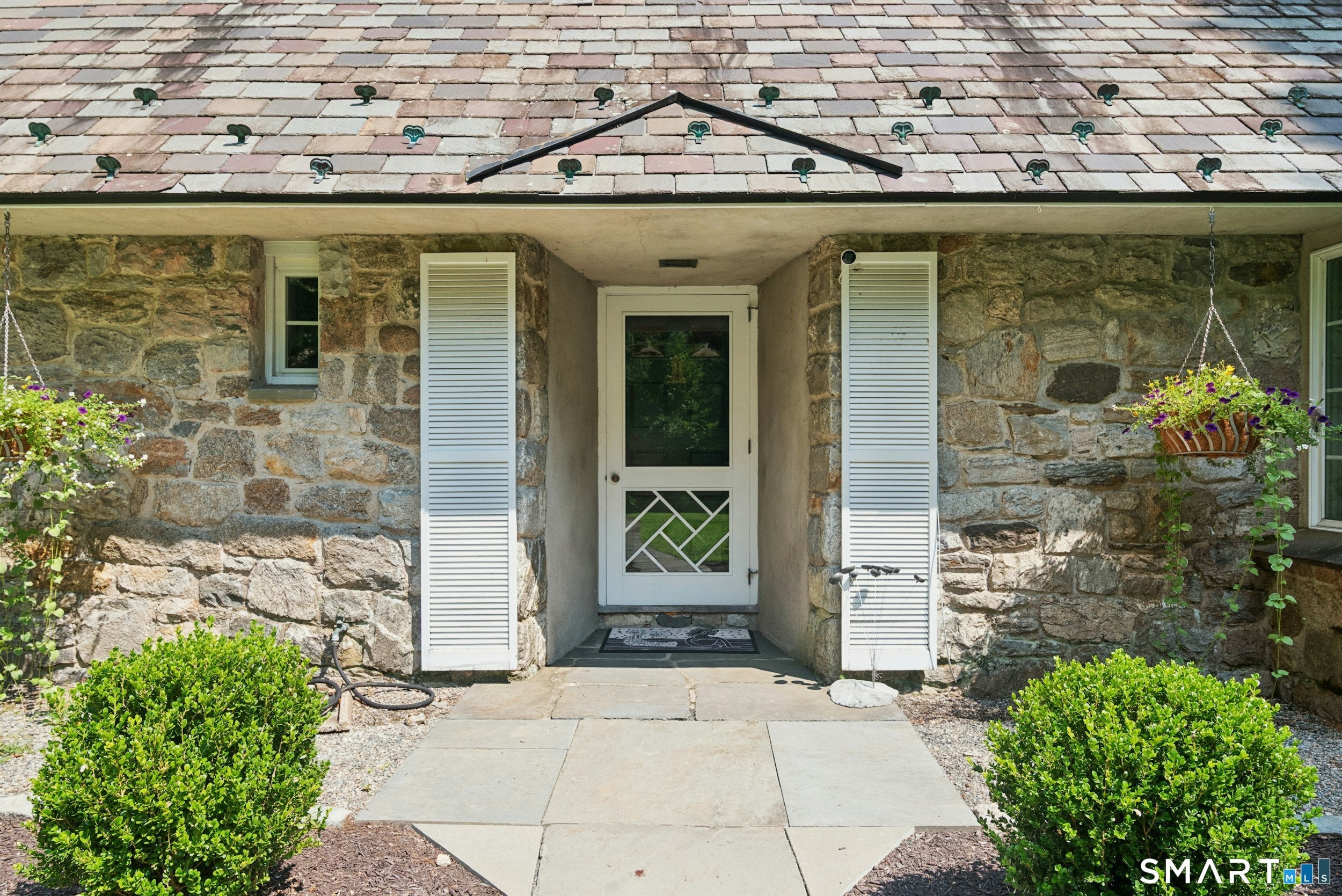 76 Peaceable Street