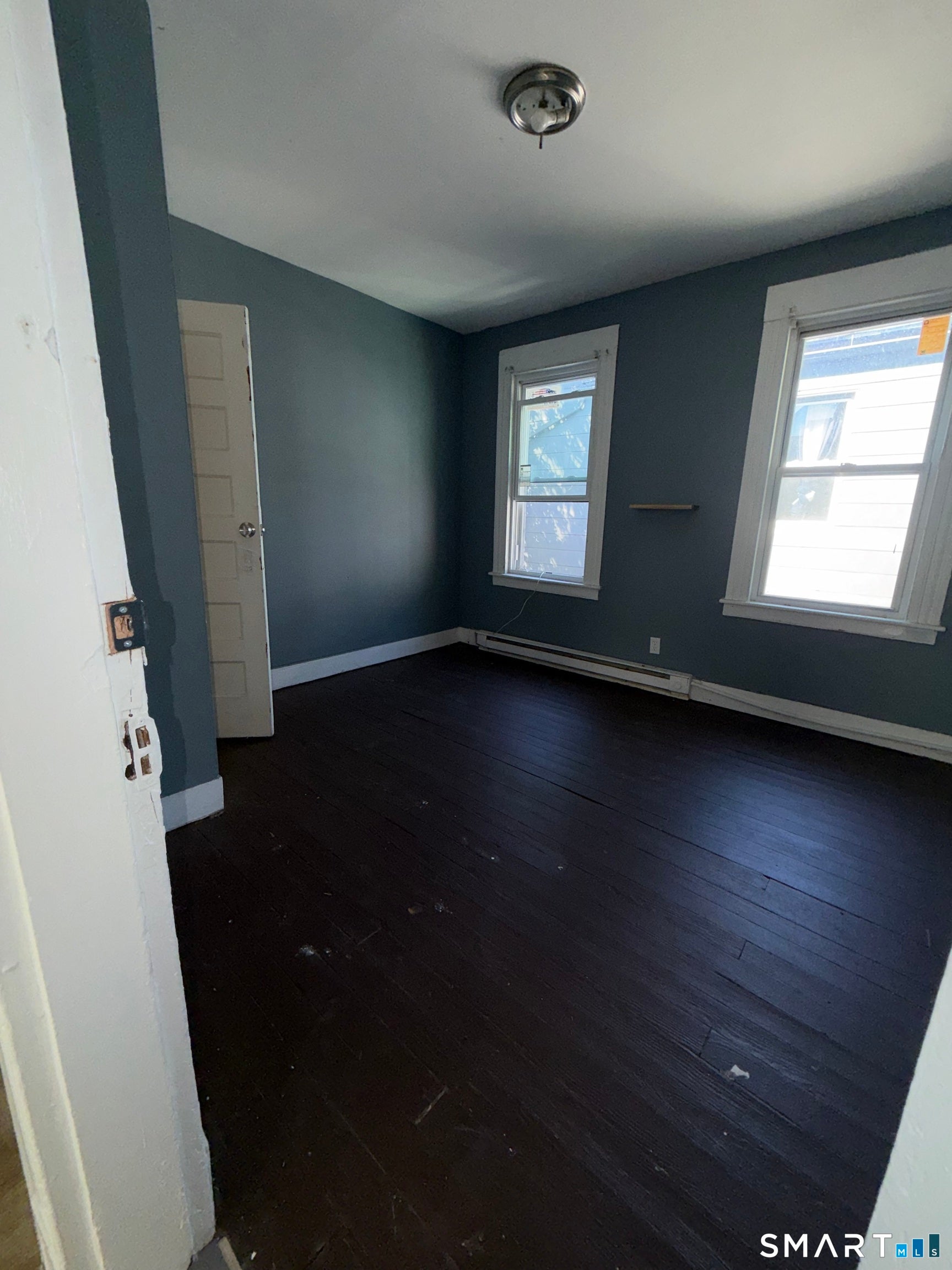 69 Lounsbury Street