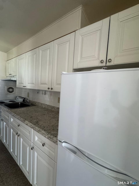Multifamily For Rent - 165 Mckinley Avenue #1ST<br/> Bridgeport, CT 06606