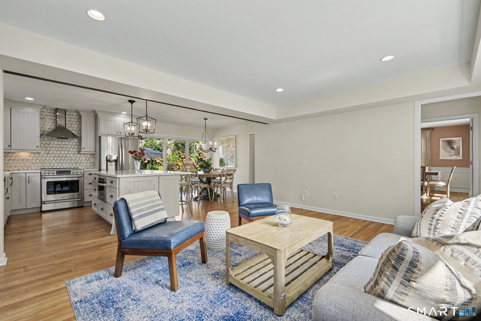 6 Willowbrook Drive