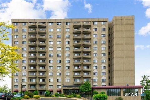 Condo For Sale - 111 Dekoven Drive #1105<br/> Middletown, CT 06457