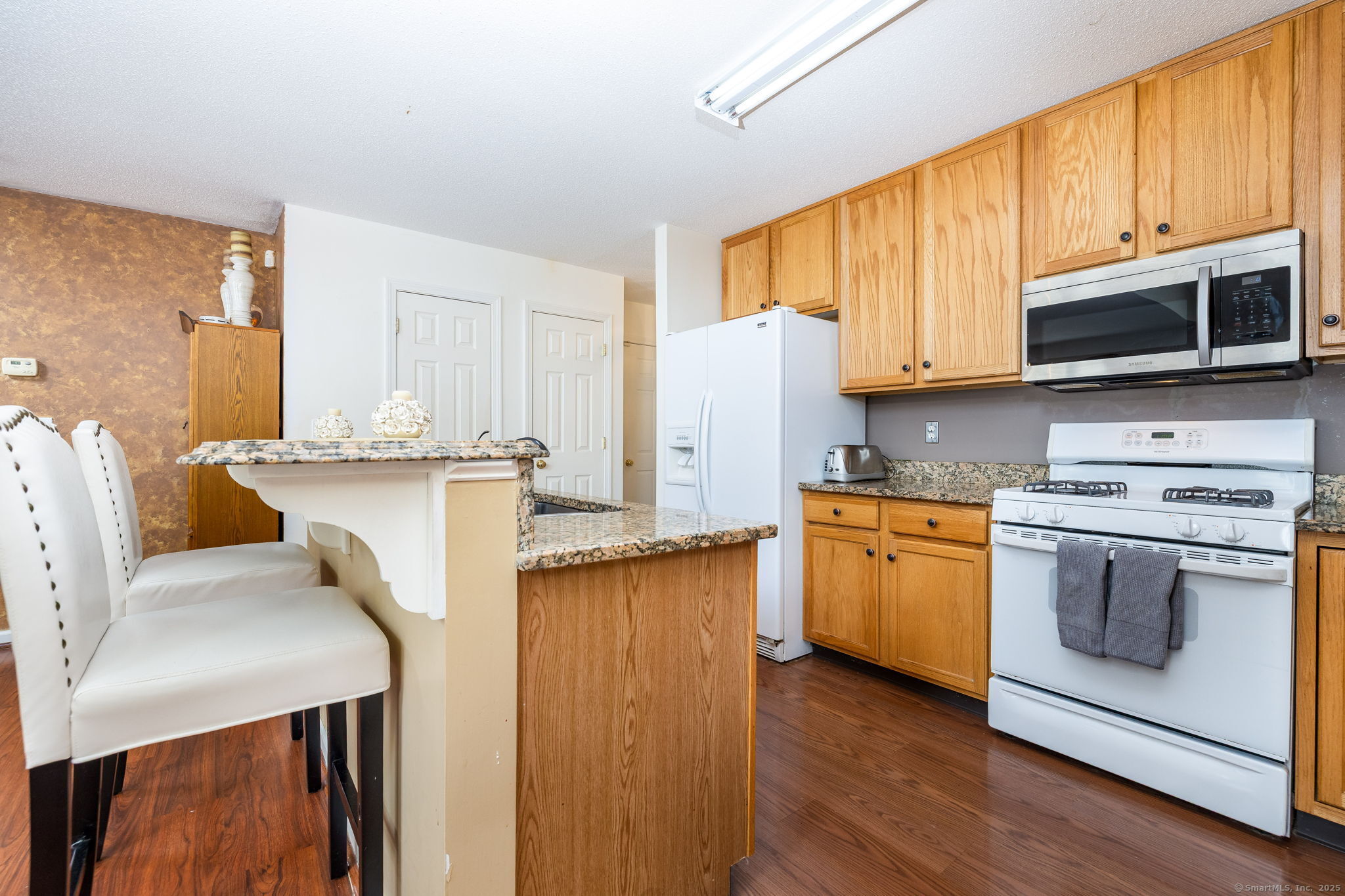 16 Schoolhouse Landing #16, East Granby, Connecticut image 12