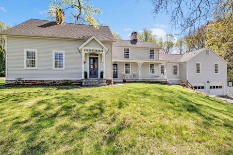 385 Brookside Drive Fairfield CT 06824