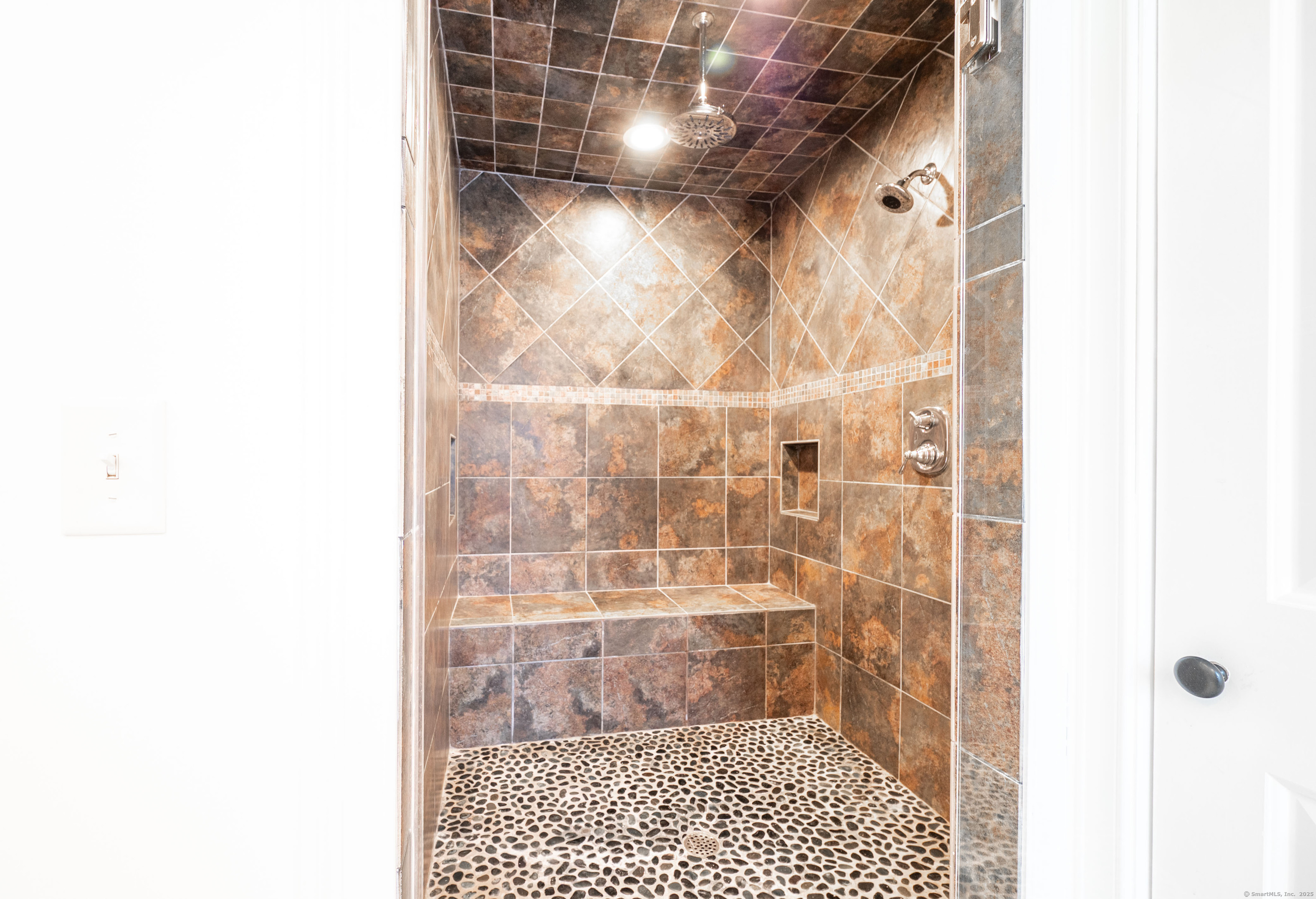 102 Quanopaug Trail, Woodbury, Connecticut image 19
