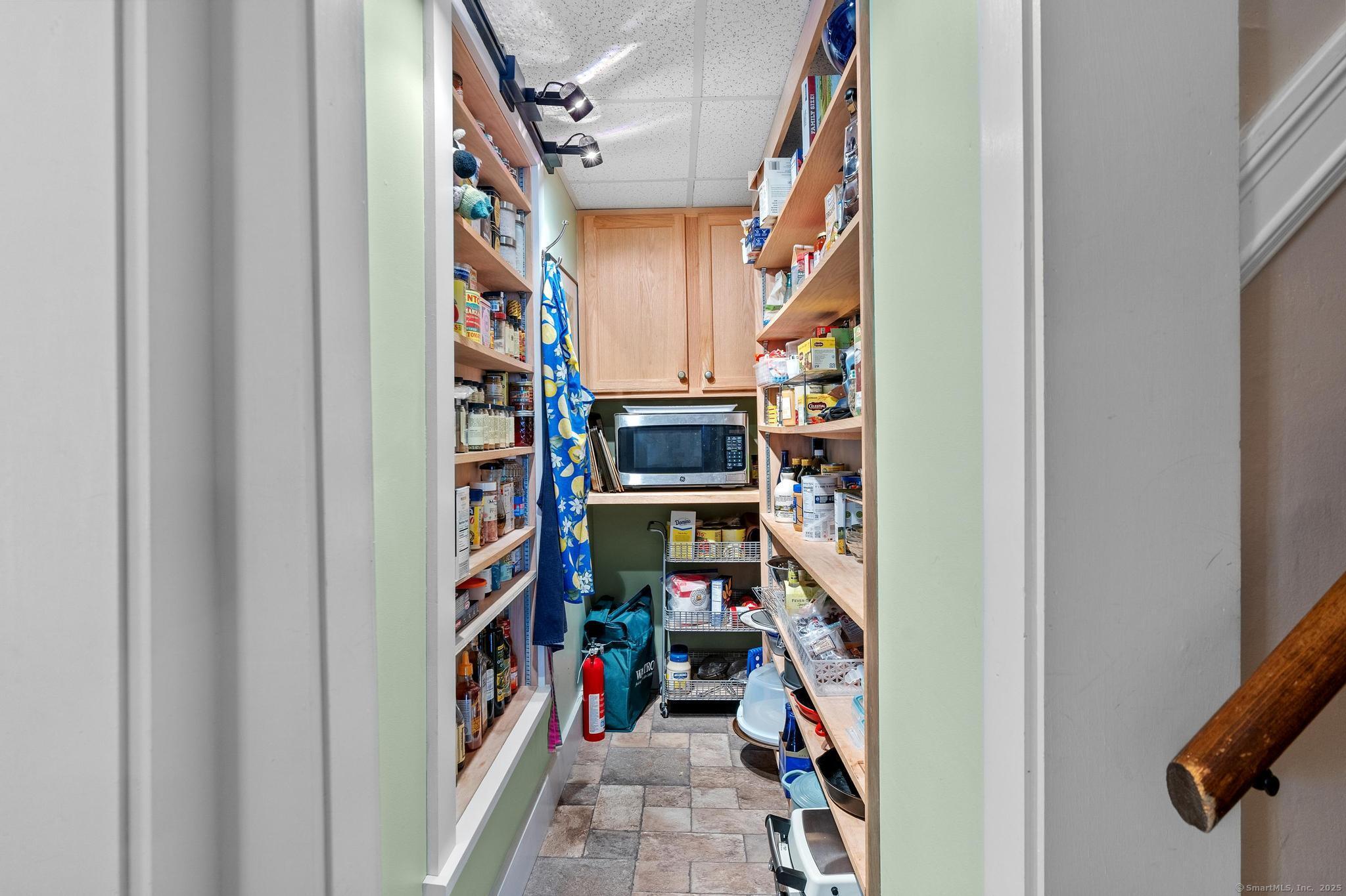 68 Cottage Street, New Hartford, Connecticut image 15