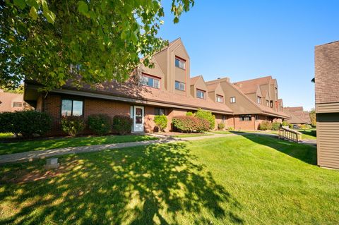 60 Montoya Drive 60 Branford CT 06405