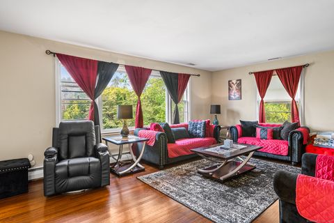 Tiny photo for 105 Jericho Road, Middlebury, CT 06762 (MLS # 24133379)