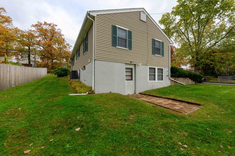 Tiny photo for 798 W Main Street, West Haven, CT 06516 (MLS # 24137107)