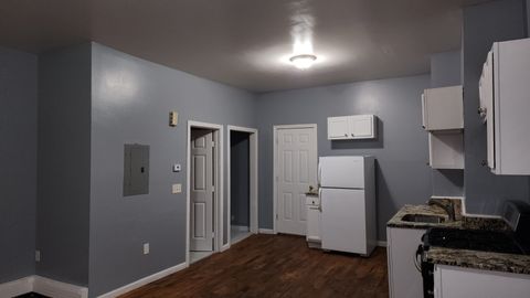 Photo of 331 Park Street #2w, New Britain, CT 06051 (MLS # 24141475)