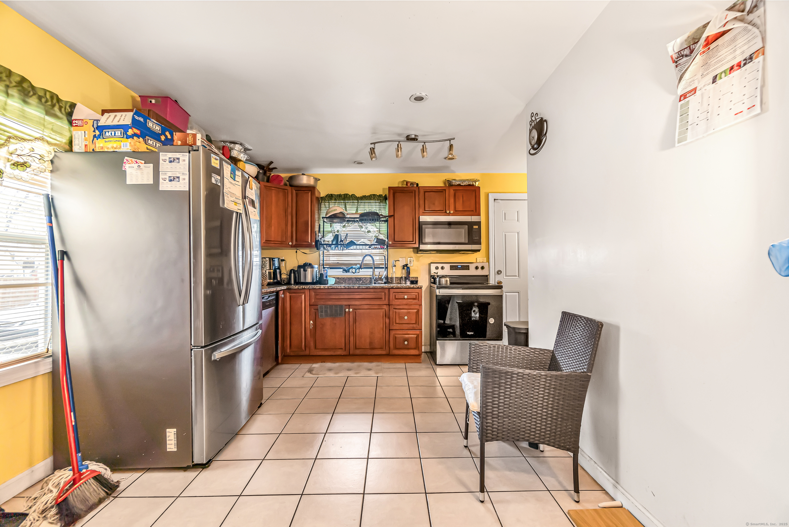 240 Eagle Street, Bridgeport, Connecticut image 6