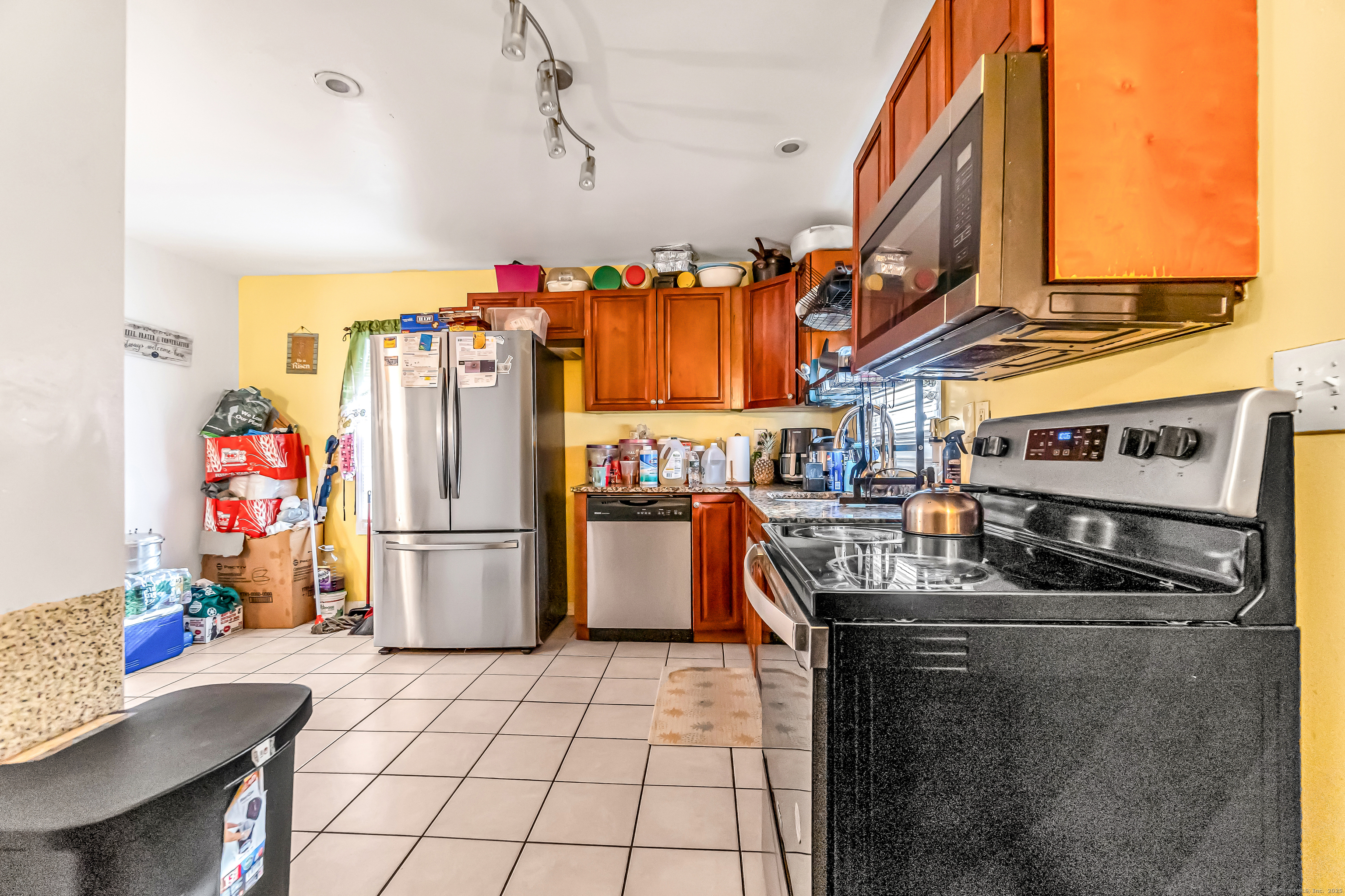 240 Eagle Street, Bridgeport, Connecticut image 7