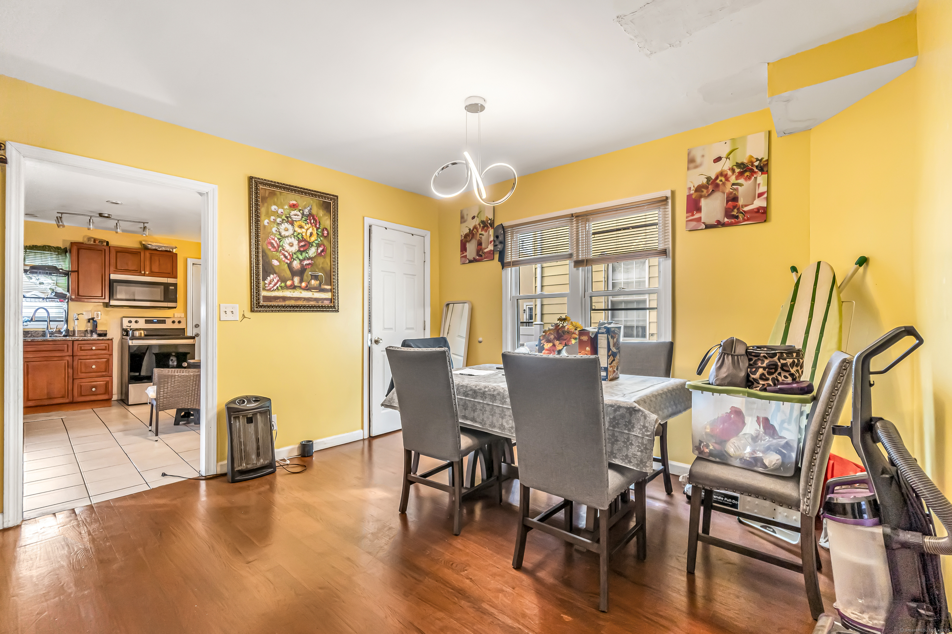 240 Eagle Street, Bridgeport, Connecticut image 4