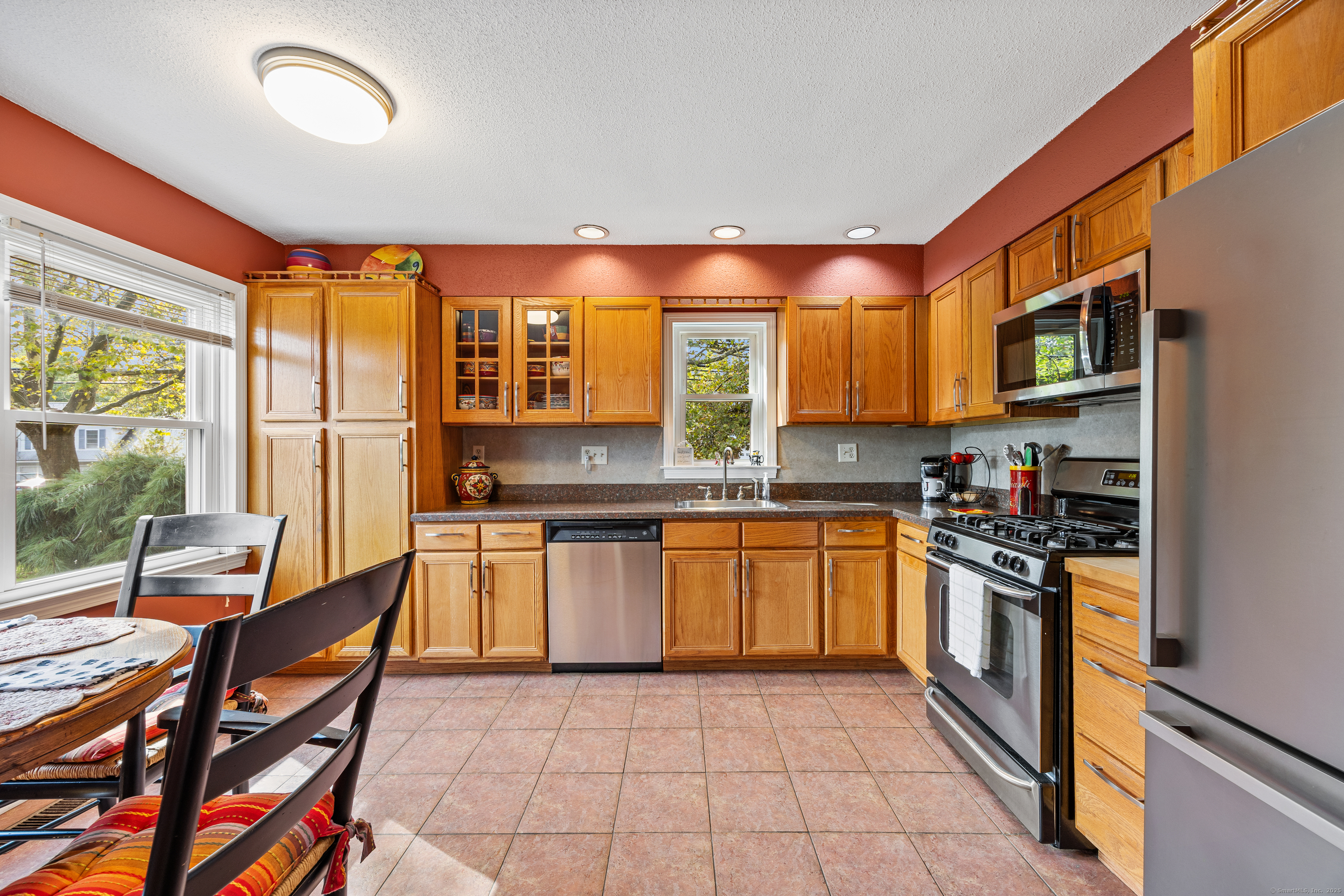 385 Coe Avenue APT 1