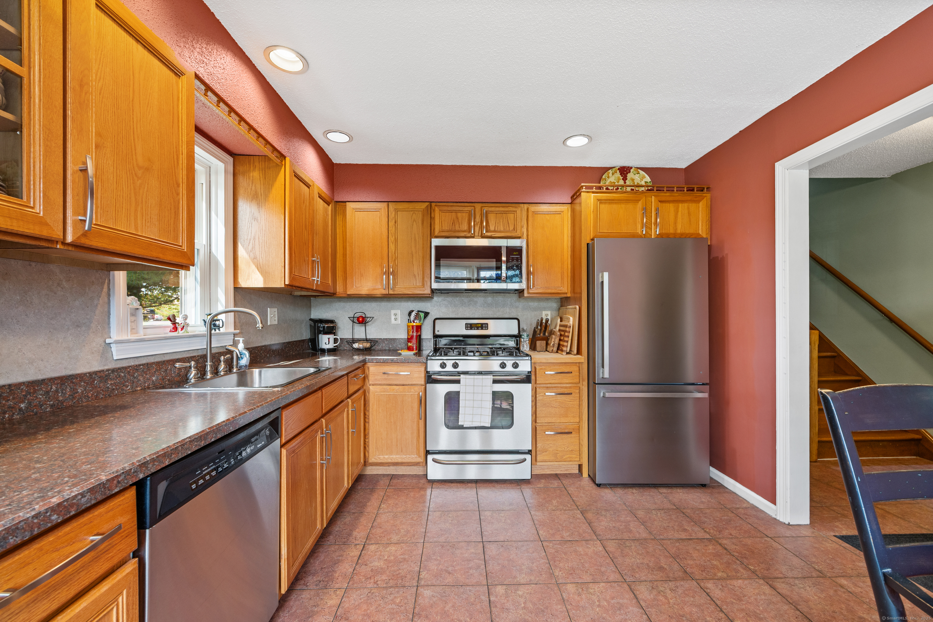 385 Coe Avenue APT 1