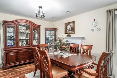 Tiny photo for 17 Olde Village Circle #17, Wallingford, CT 06492 (MLS # 24164447)