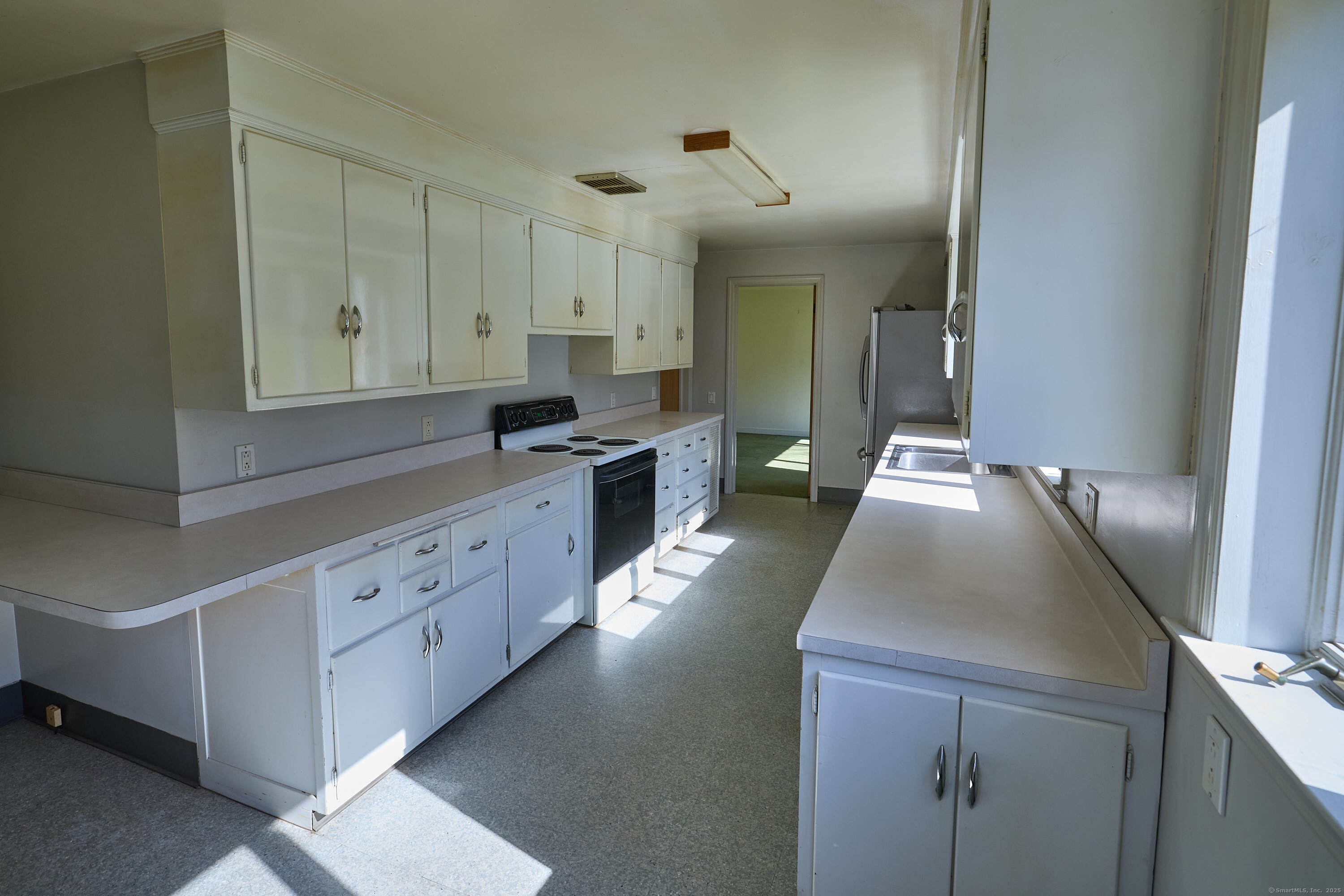 555 Preston Avenue, Meriden, Connecticut image 12