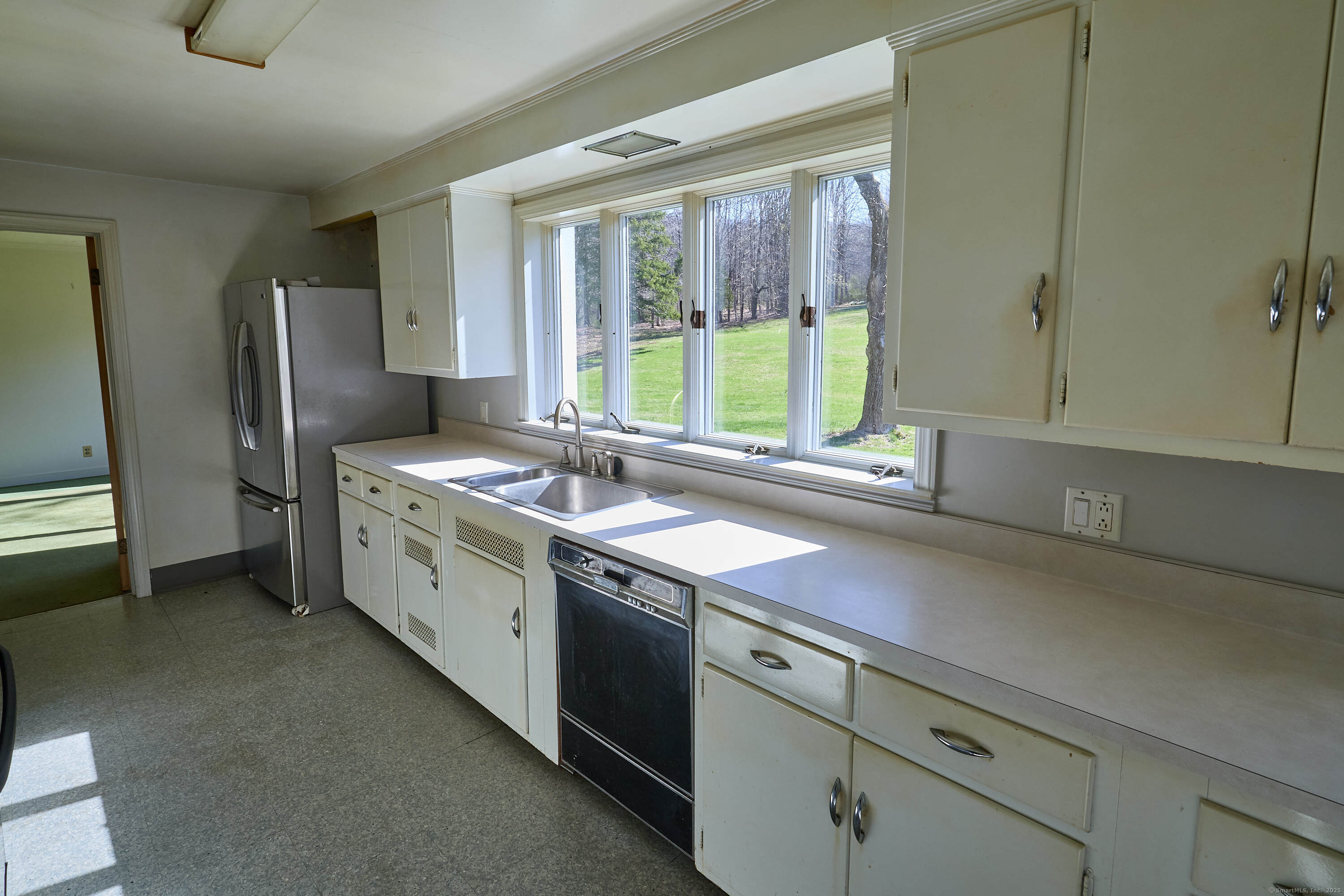 555 Preston Avenue, Meriden, Connecticut image 13