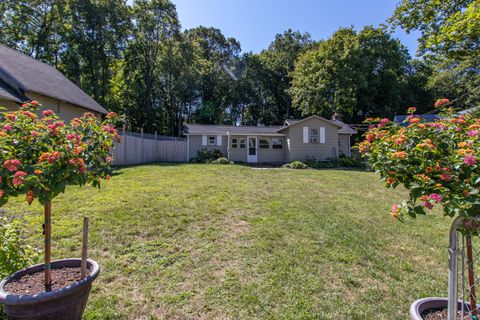 41 Wakemore Street Darien CT 06820