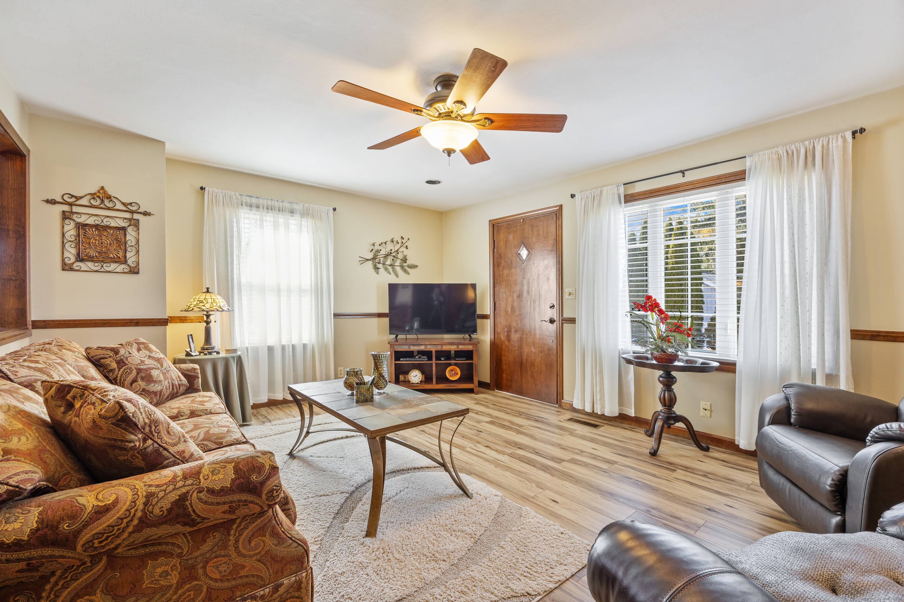 32 Fairview Street, Watertown, Connecticut image 14