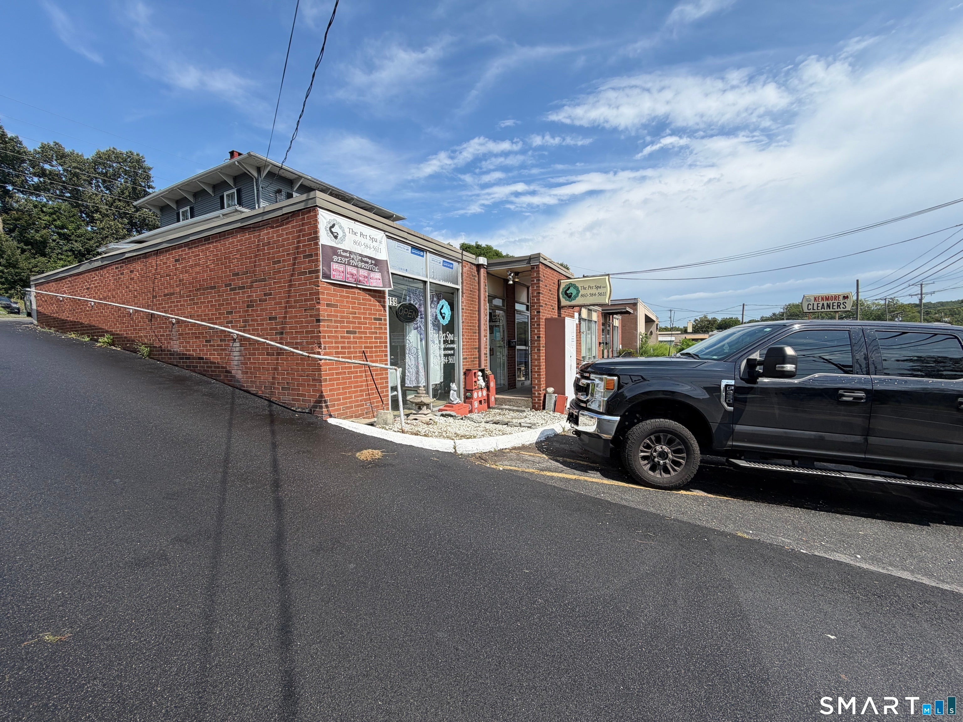 199 Riverside Avenue
