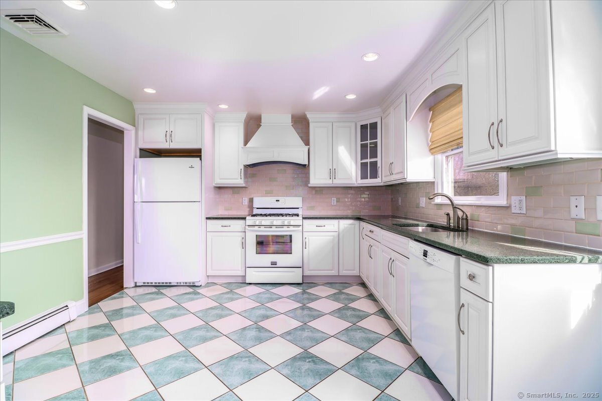 108 Hillcrest Road, Fairfield, Connecticut image 10