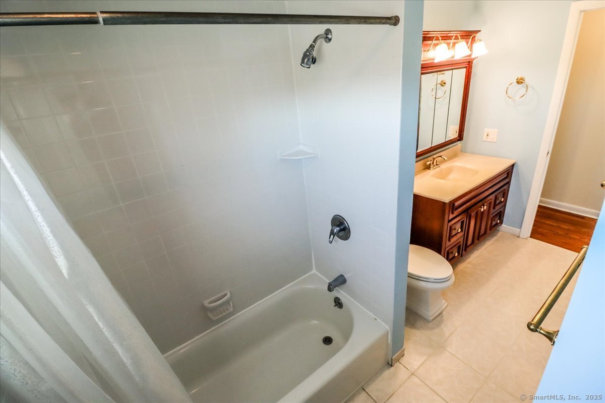 108 Hillcrest Road, Fairfield, Connecticut image 19